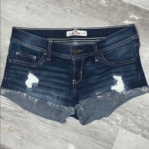 hollister low rise jean shorts